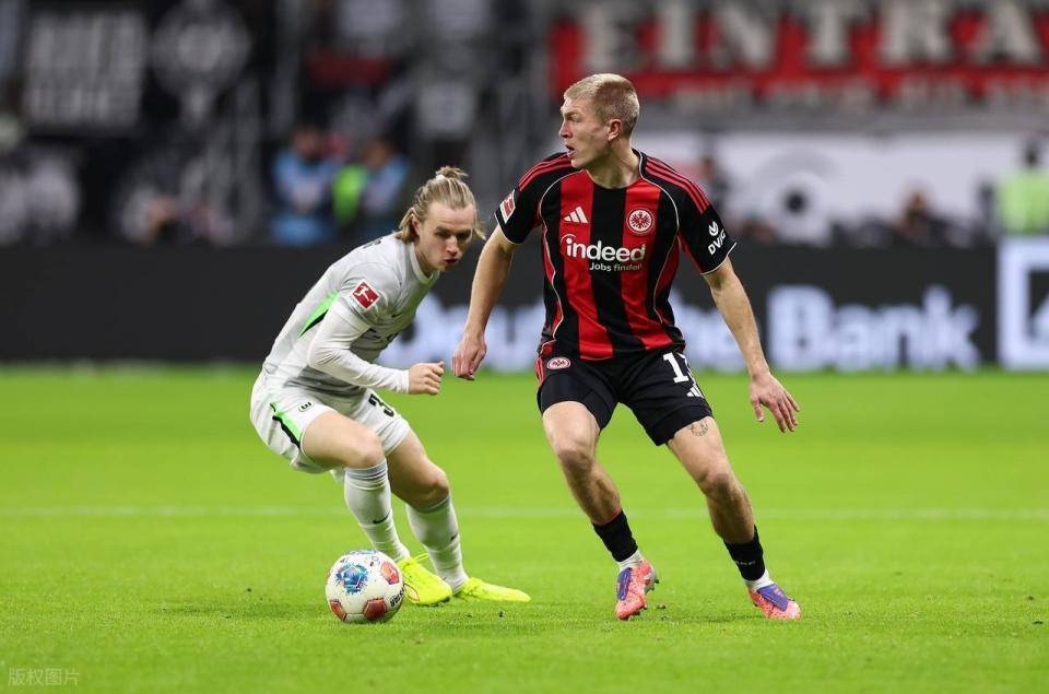 1-1,德甲第6逼平德甲第15,32岁切尔西旧将读秒绝平救主